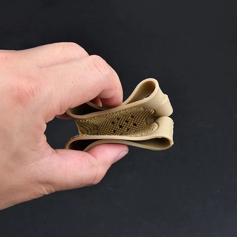 Accesorios tácticos de goma para Airsoft, guantes de pistola transpirables antideslizantes para AR15, HK416, M4, M16, G17, G19, G22, piezas de arma de caza - imagen 3