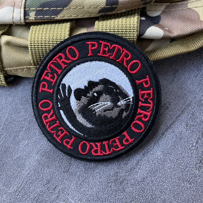 Parche Bordado Táctico con Diseño de Mapache Bebé, Parches Militares con Velcro, Insignias de Moral, Adhesivos para Ropa y Mochilas - imagen 4