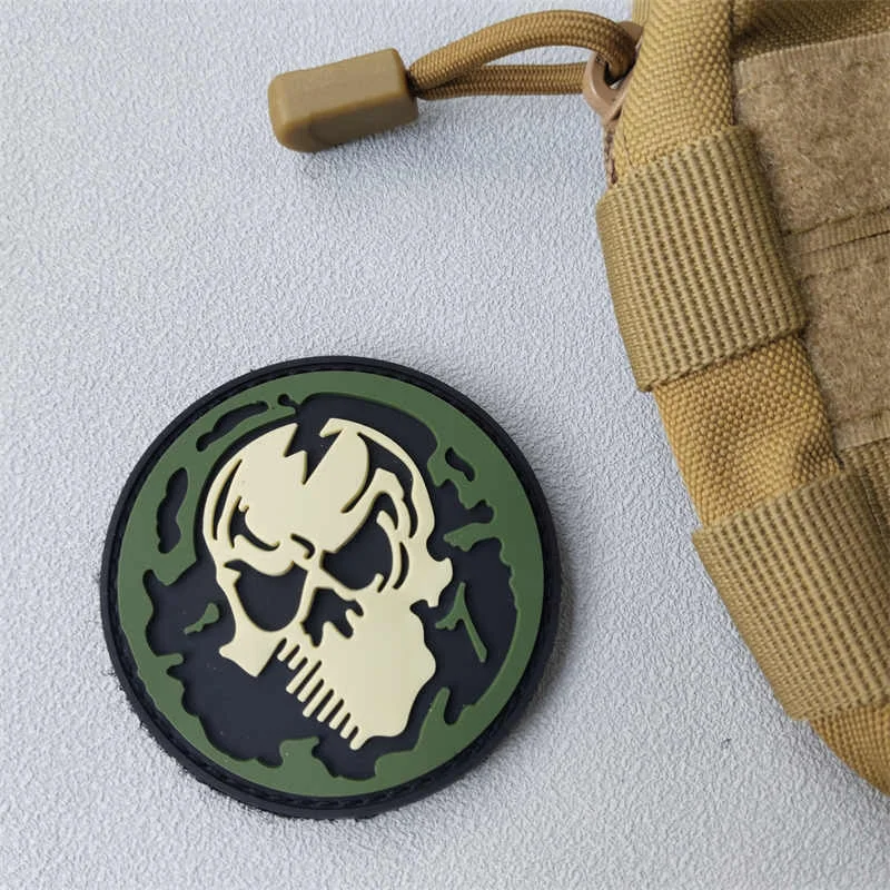 Parche de PVC 3D con calavera, gancho y bucle, insignia de moral táctica militar, mochila, accesorios decorativos, parches adhesivos para ropa - imagen 5