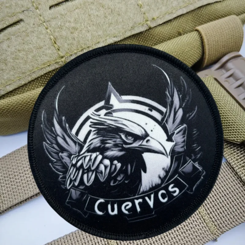 Parche con estampado de guerrero de corvos, chaleco táctico, sombreros con gancho y bucle, insignia de moral, mochila, pegatinas decorativas, parches para brazalete para ropa - imagen 4