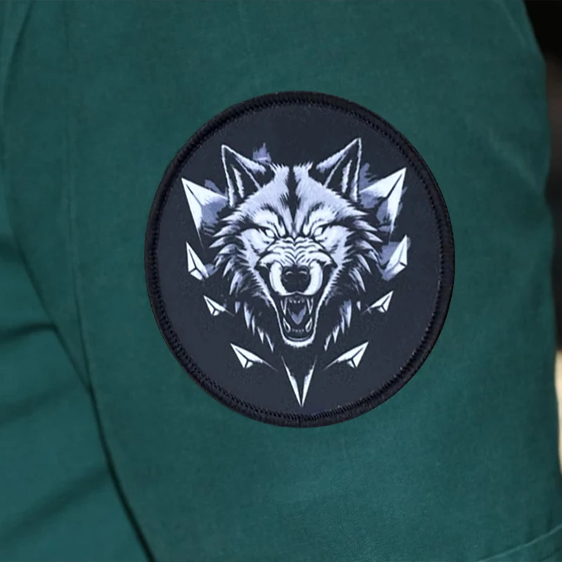 Parche de insignia de moral táctica de lobo, brazalete militar, parches de gancho y bucle para ropa, pegatinas para mochila - imagen 3