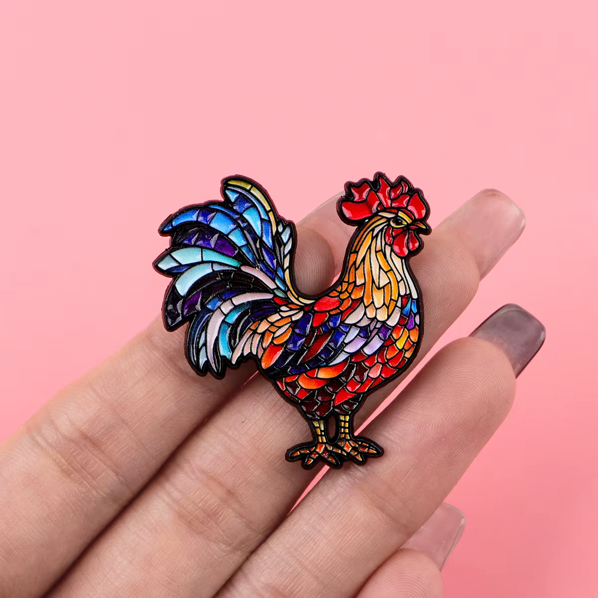 Pin esmaltado gallo colorido – Broche para solapa, chaqueta o mochila - imagen 3