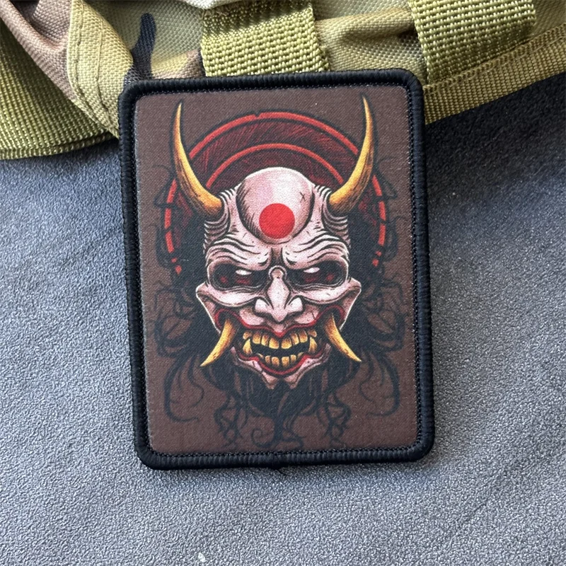 Parche táctico "Horned Evil Demon Samurai", insignia de moral militar, brazalete estampado, parches de gancho, ropa, mochila, pegatina - imagen 2