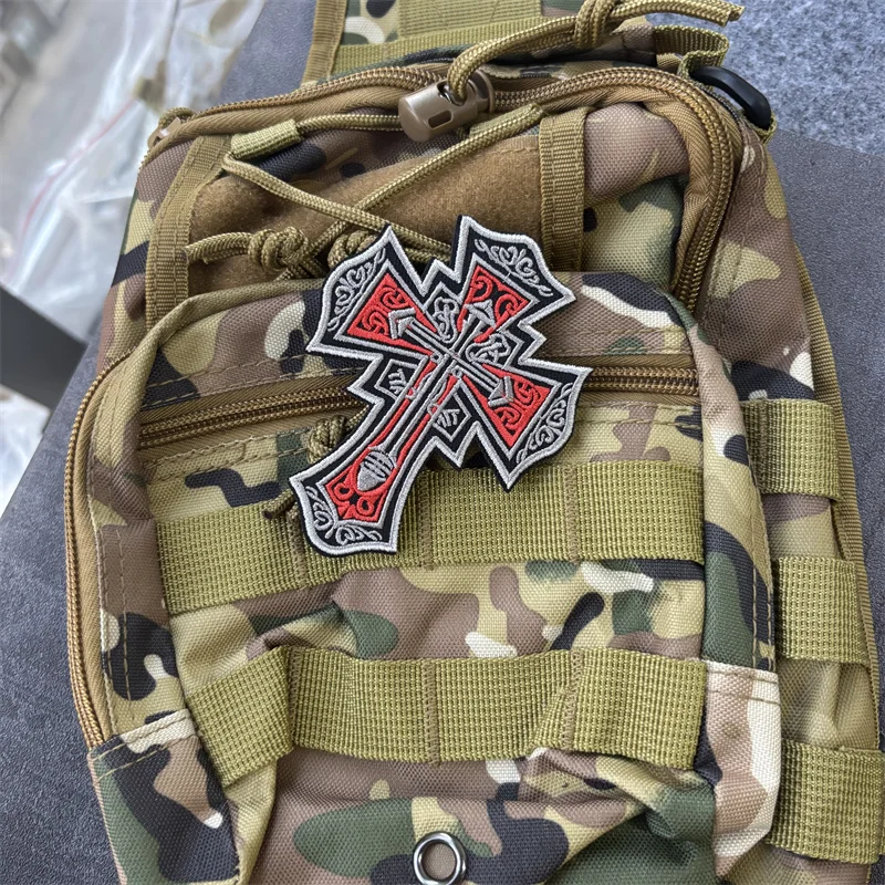 Parche bordado táctico "Cruza templaria" para ropa, insignia de moral, parches con gancho, pegatinas para mochila, brazalete