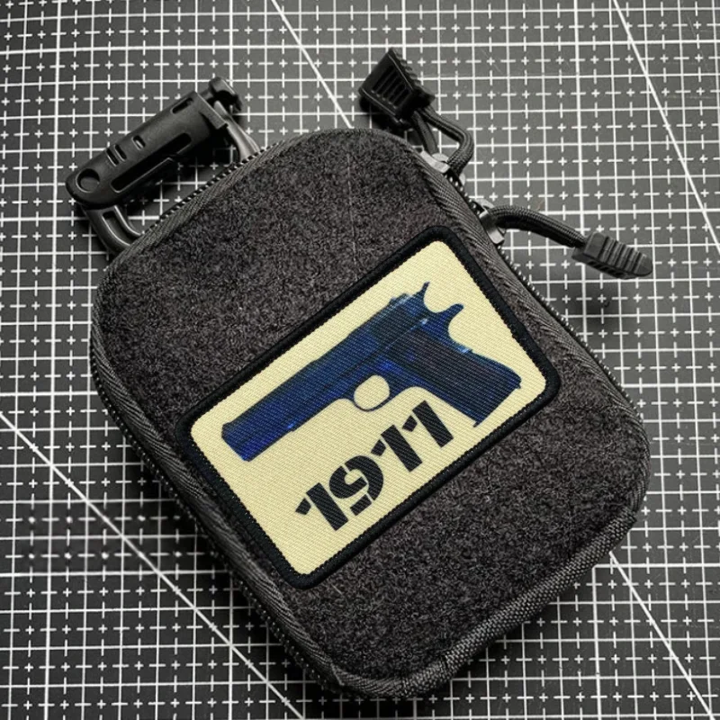 Parche de pistola 1911, insignia de moral táctica, estampado militar, gancho y bucle, mochila, ropa, accesorios decorativos, pegatina, brazalete - imagen 3