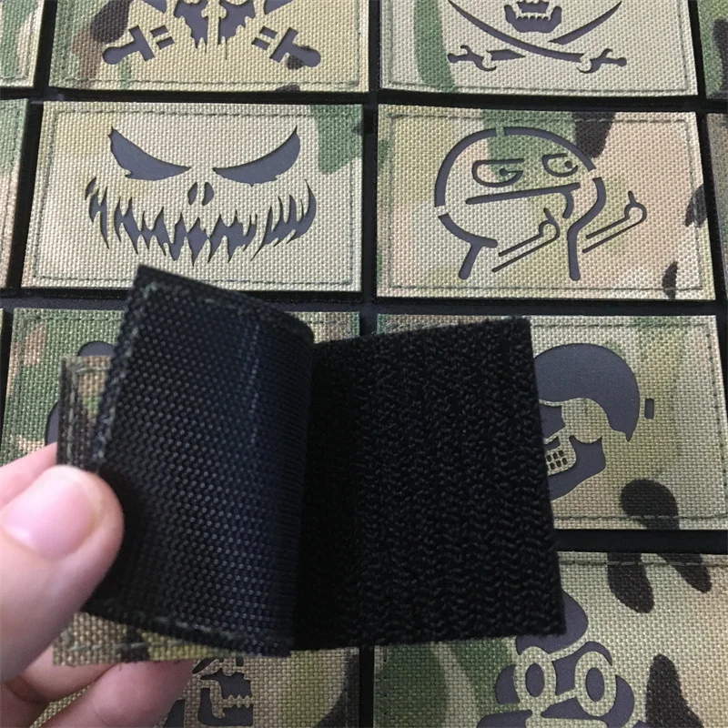 Parches tácticos Multicam, parches reflectantes infrarrojos IR en mochila, chaleco, ropa, insignias para exteriores, gancho y bucle - imagen 2