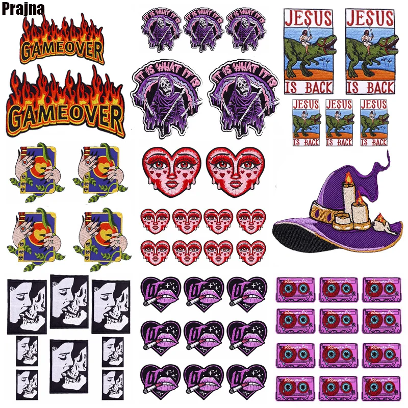 10 unids/lote Horror Punk/cráneo bordado parche fuego dinosaurio cinta parche hierro en parches para ropa parches termoadhesivos DIY