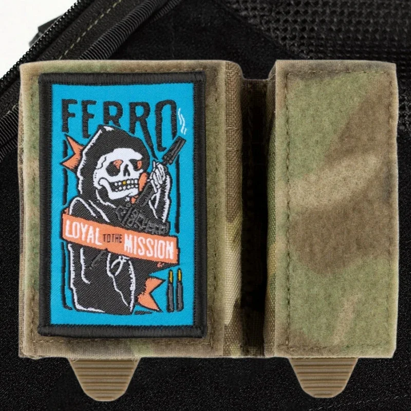 FERRO-brrazalete táctico de faraón, emblema de misisión de Reaper leal, gancho y bucle, insignia de moral, accesorios para mochila, pegatinas - imagen 2