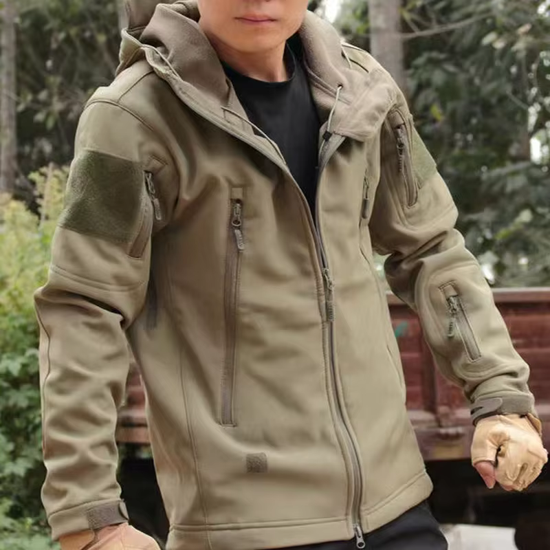 Chaqueta táctica de forro polar con capucha resistente al viento - imagen 5