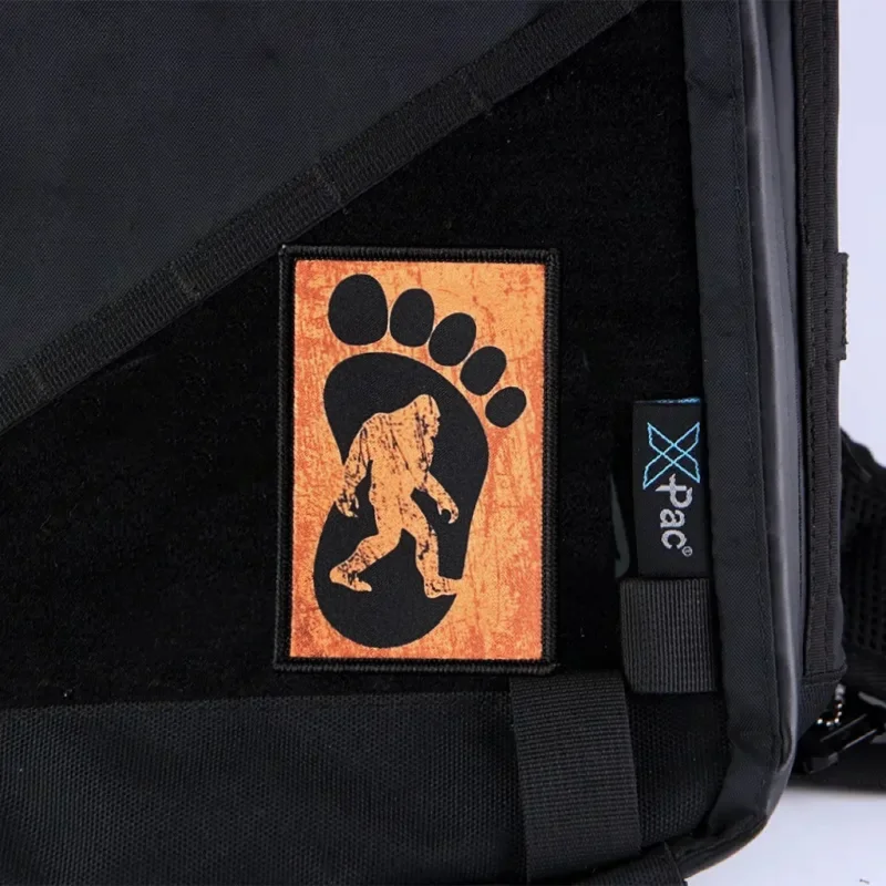 Parche divertido Bigfoot, insignia táctica de moral militar, gancho y bucle, mochila, accesorios de decoración de ropa, pegatina, brazalete - imagen 5