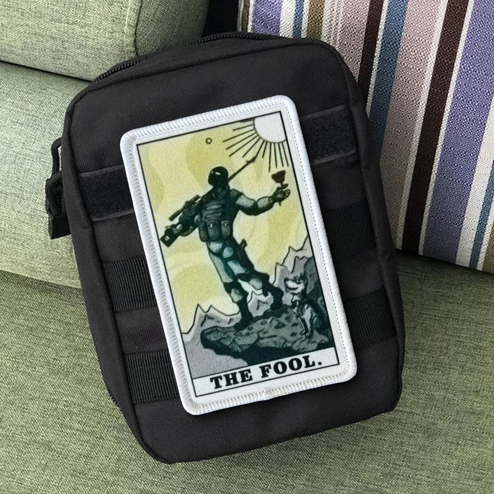 Parche táctico de moral de soldados, divertido parche de gancho y bucle Trubadur THE FOOL, insignia militar, brazalete, pegatinas para mochila, accesorios - imagen 4