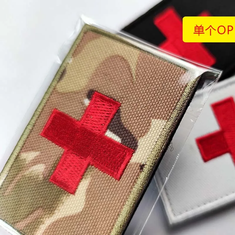 Parche bordado Cruz Roja táctico – Brazalete Velcro mochila - imagen 2