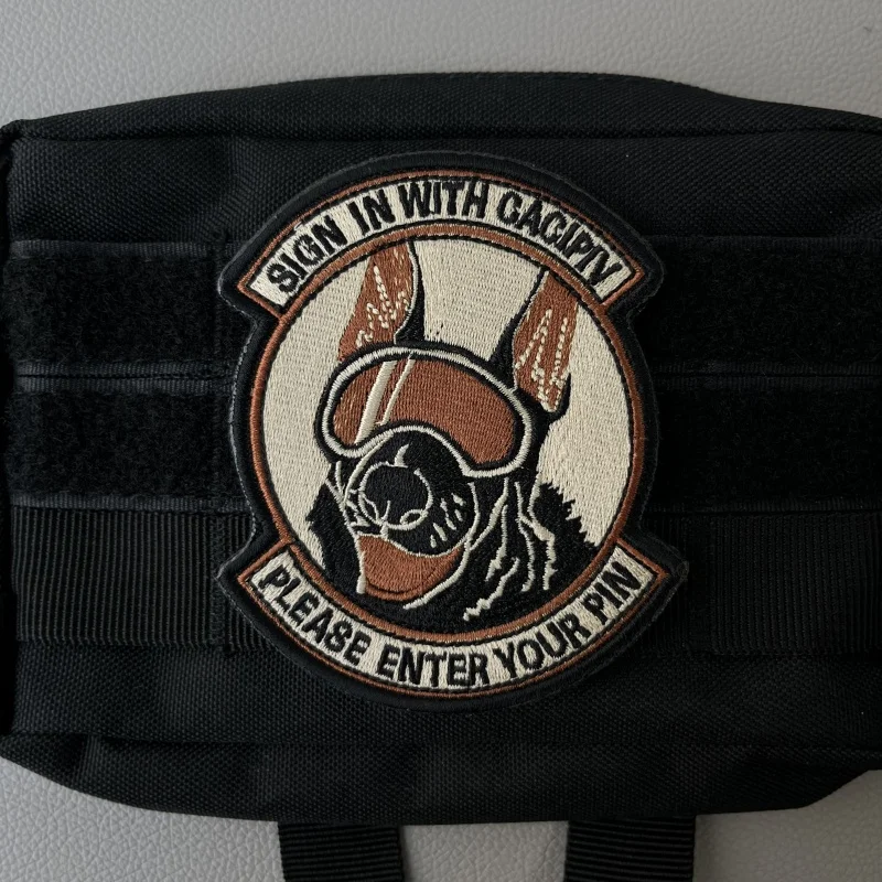 Parche de velcro con bordado de perro y mascota, insignia de moral táctica de ojos, gafas de dibujos animados, ropa DIY, aplique de mochila - imagen 3