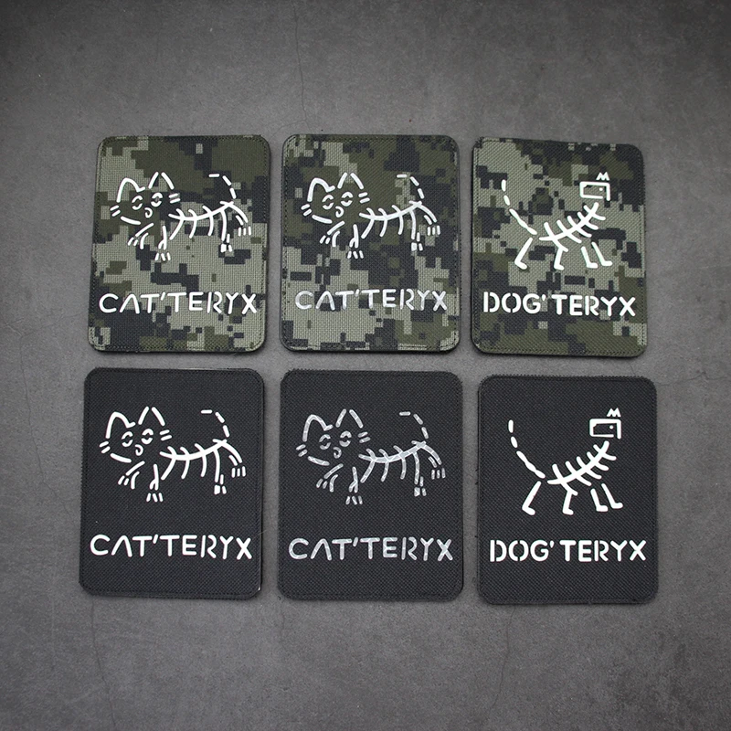 Parche reflectante de esqueleto para perro y gato, brazalete táctico luminoso de nailon de camuflaje Animal para decoración de mochila y ropa