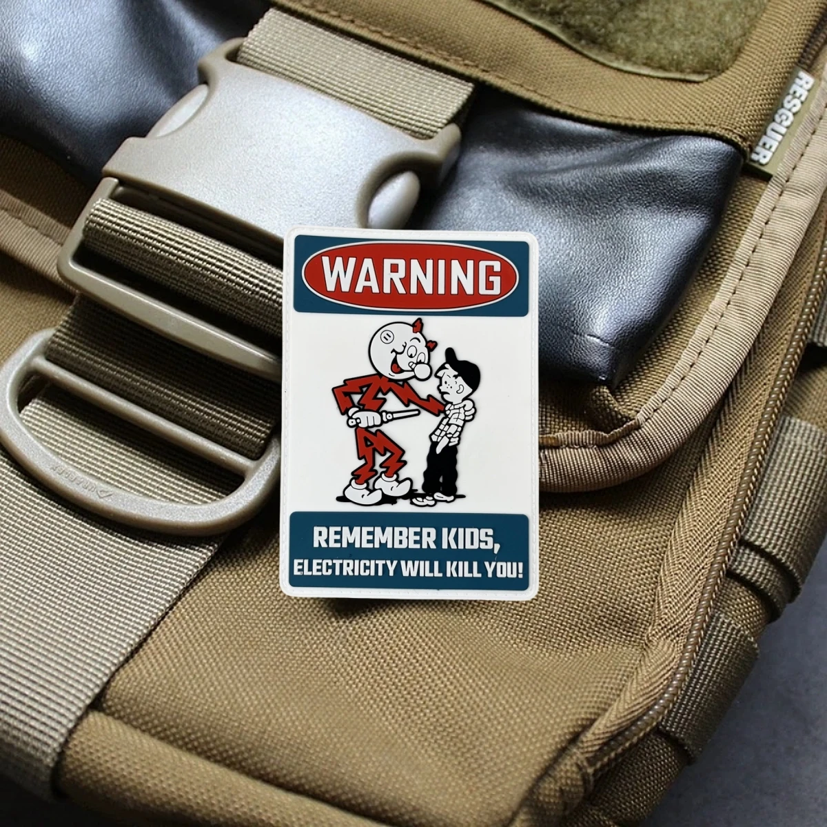 Parche táctico de PVC para ropa, pegatina con gancho y bucle para mochila, Remember Kids electrice Will Kill You - imagen 2