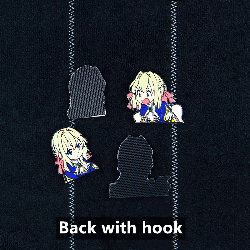 Violet Evergarden parches de Metal de expresión de dibujos animados, insignia de Anime para ropa, mochila, pegatinas DIY con gancho - imagen 5