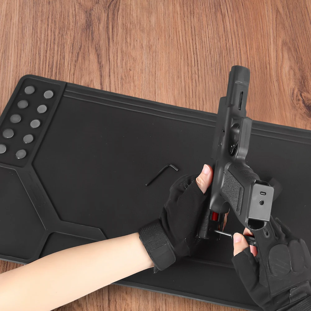 Estera de limpieza de pistola magnética, estera protectora antideslizante y resistente al aceite para Rifles/pistolas, estera de banco de trabajo de reparación de goma, 1 Uds. - imagen 5
