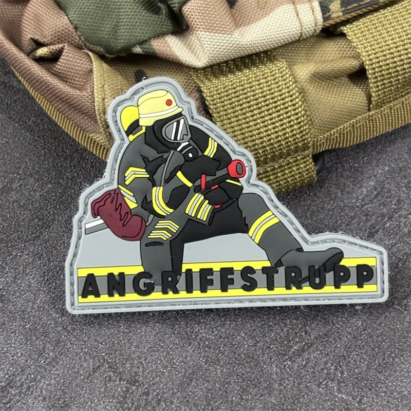 Parche de PVC 3D "ANGRIFFSTRUPP" para ropa, brazalete, insignia de moral táctica, parche militar con gancho, pegatinas para mochila - imagen 4