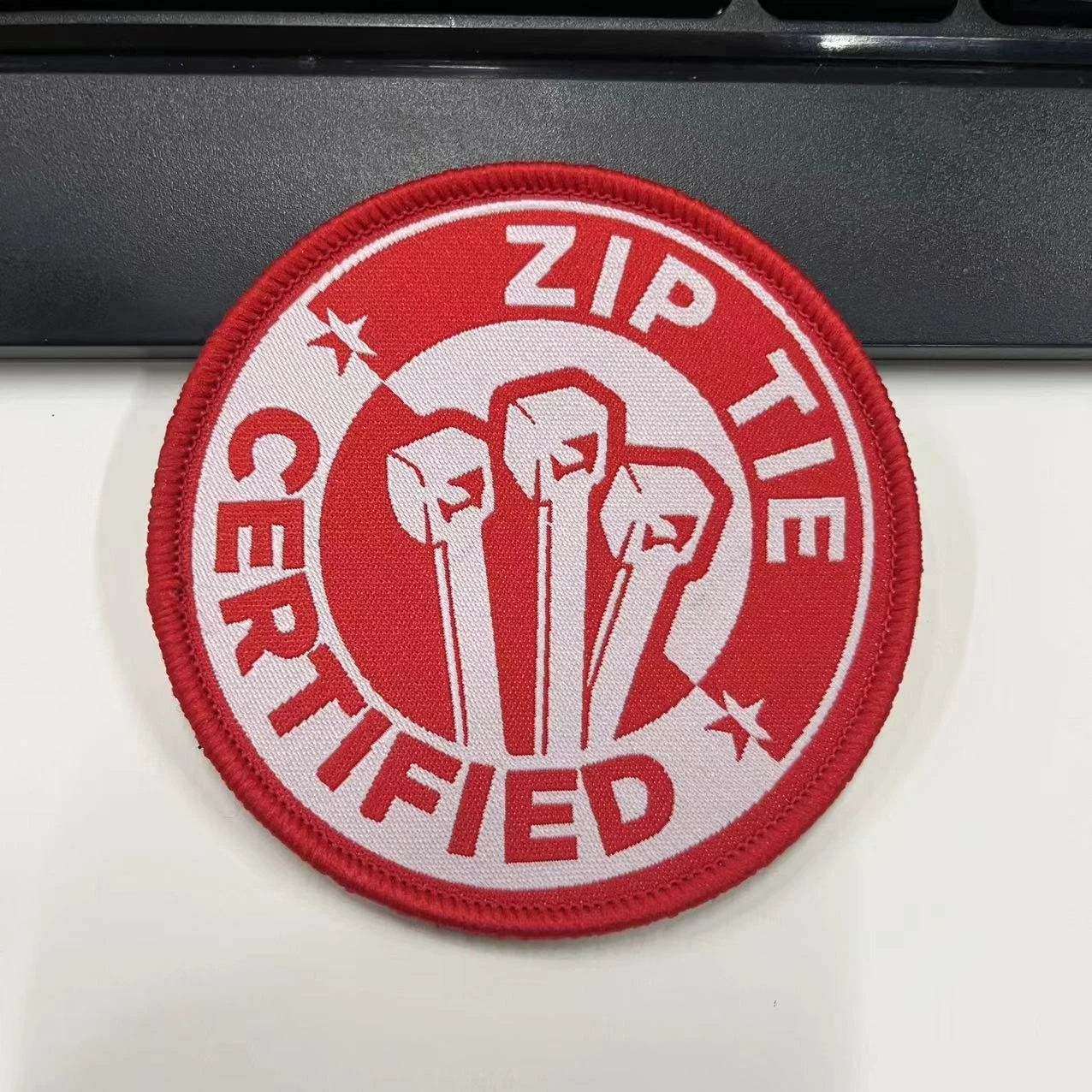 Parches CERTIFIED con cremallera, pegatinas tácticas para mochila, insignias morales, etiquetas tejidas, brazaletes con gancho y bucle - imagen 2