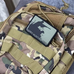 Parche impreso "HAPPY HUNTING TIME" para ropa, insignia de moral táctica, parche militar con gancho, pegatinas para mochila