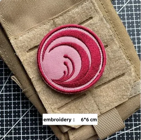 Lycoris parche bordado de gancho y bucle alrededor de Lycoris DA Coffee House brazalete, mil paquetes de insignias largas de moral de Nai - imagen 2