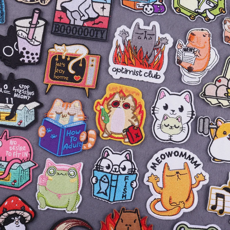 Parches fusibles de animales de dibujos animados para ropa, parche bordado de gato lindo en chaqueta, parches de planchado optimizados para Club, costura de ropa