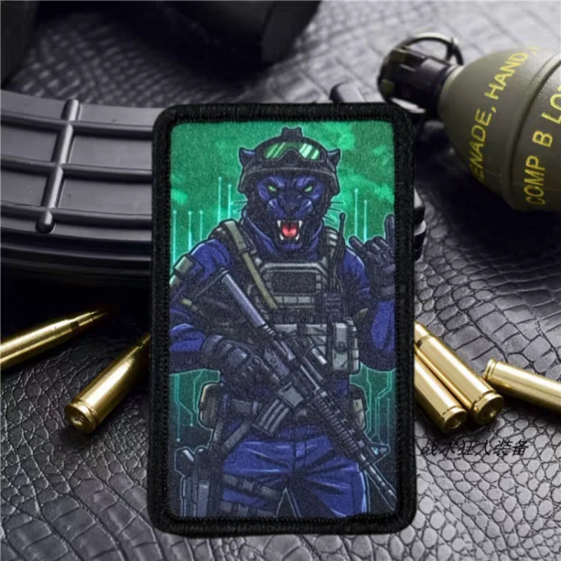 Parche táctico estampado Panther Operator con velcro para moral - imagen 4