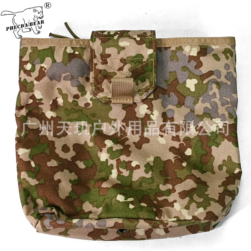 Bolsa táctica MOLLE Flecktarn plegable para cargadores - imagen 3