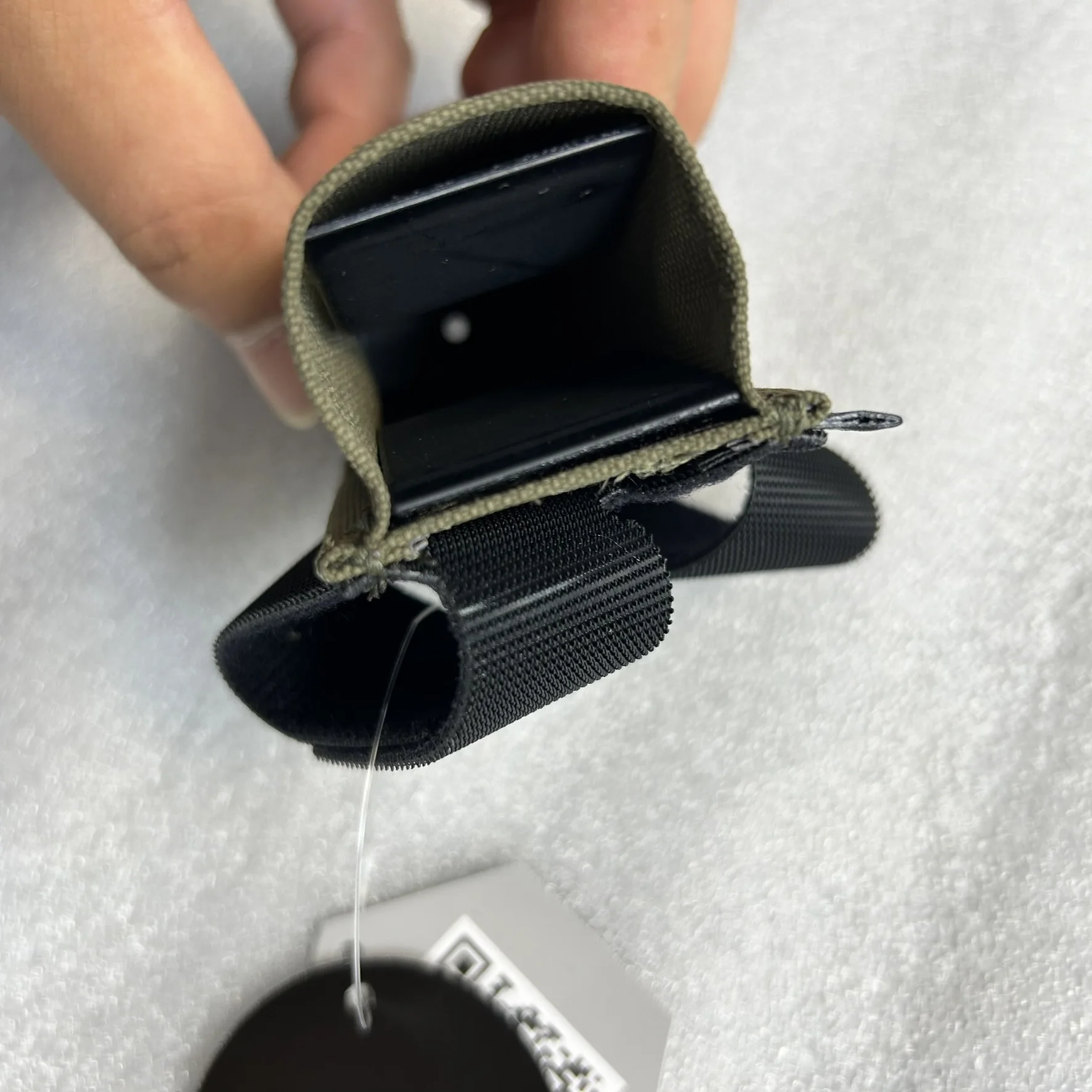 Esstac-Estilo 40 °   Bolsa magnética para pistola individual en ángulo (9 mm) - imagen 2