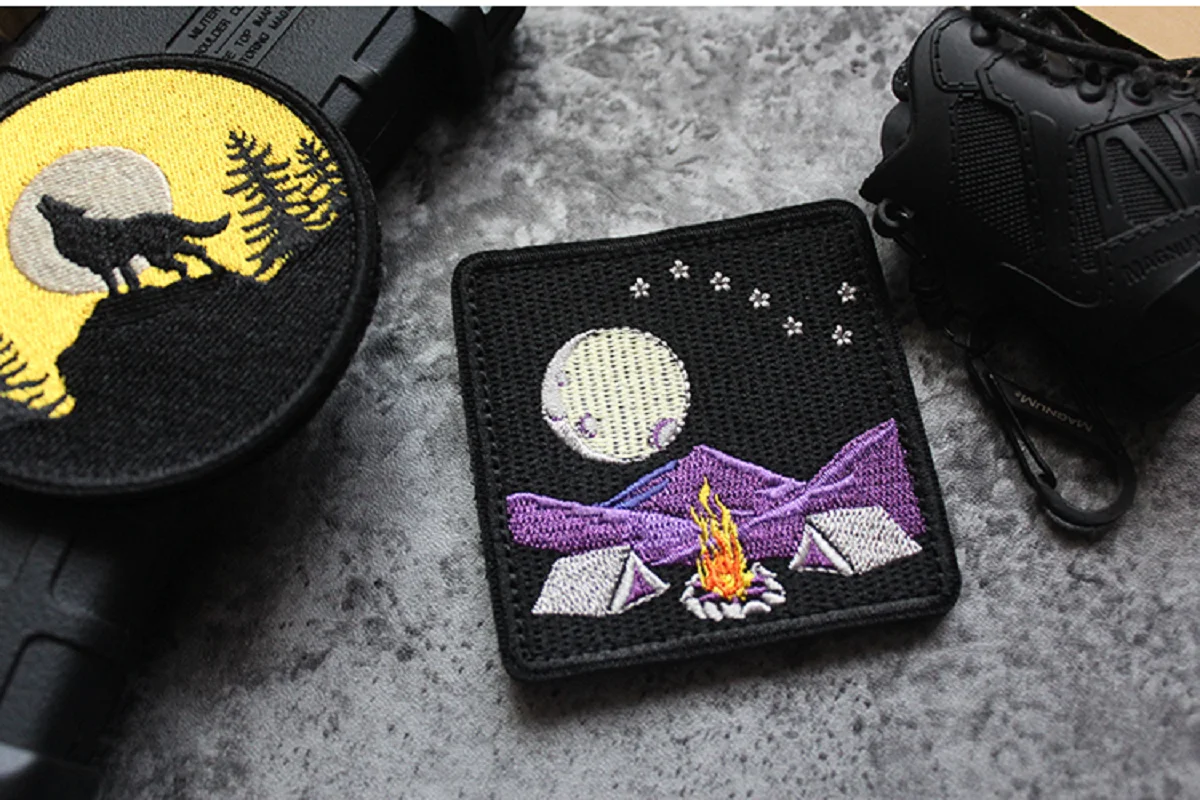 Parche bordado completo de noche estrellada, gran Dipper, camping, tienda de campaña, linterna, brazalete, paisaje, moral, mochila, gancho, Parche de bucle - imagen 3