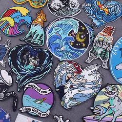 Parche surf bordado a rayas con ondas del mar - adhesivo para mochila