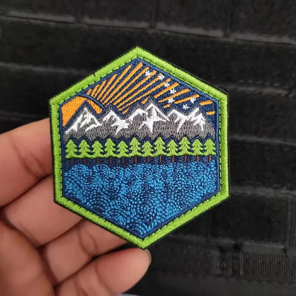 Parche bordado de tienda de Amanecer Natural al aire libre, insignias de moral táctica de campamento Explore, parches de senderismo de aventura de bucle de gancho en la ropa - imagen 2