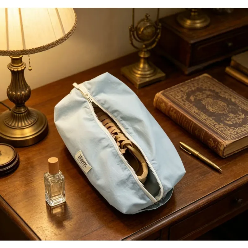 Bolsa de viaje impermeable para cosméticos, ropa y zapatos - imagen 3