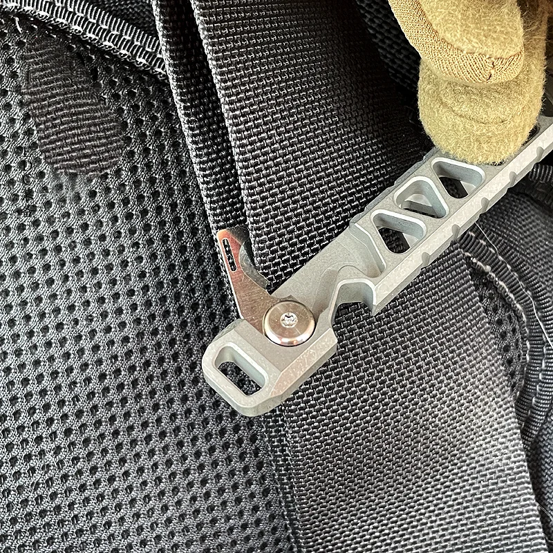 Herramienta de destornillador de barra multifunción Edc de aleación de titanio - imagen 3