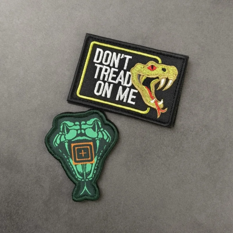 Parche de gancho y bucle con insignia de cabeza de serpiente, parche de tela con insignia de ojo de serpiente para bolso, chaleco, abrigo, accesorios - imagen 5