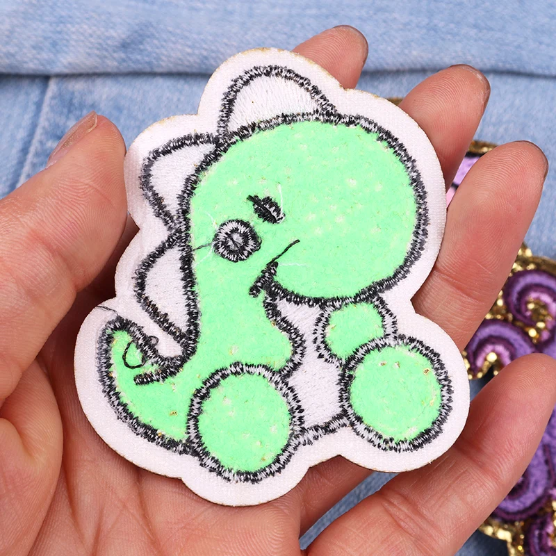 Parche bordado de dinosaurio, pulpo, Lobo, toalla, borde dorado, Animal Grete, parches bordados para ropa, bolsos, sombreros, coser, decorar, bricolaje - imagen 4