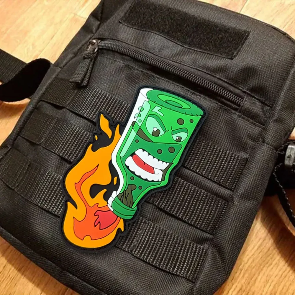 Parche táctico PVC Cóctel Molotov – Insignia moral para mochila - imagen 5