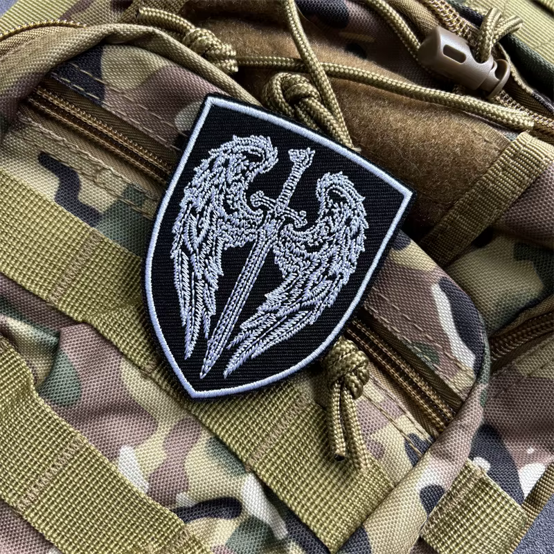 Parche táctico bordado ala militar con velcro gancho y bucle - imagen 2