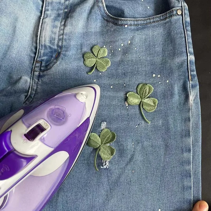 5 uds/parche de apliques de hojas de tela verde, bordado de flores de trébol de la suerte, parches para planchar para ropa, pegatinas de reparación de ropa - imagen 3