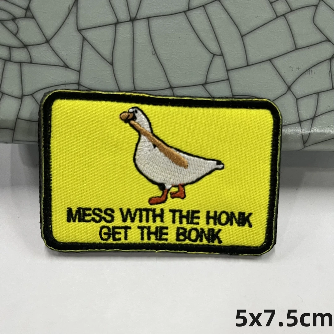 Mess with The Honk Get The Bonk parches bordados HookLoop, insignia táctica divertida de moral de pato amarillo, pegatinas de accesorios para mochila - imagen 3
