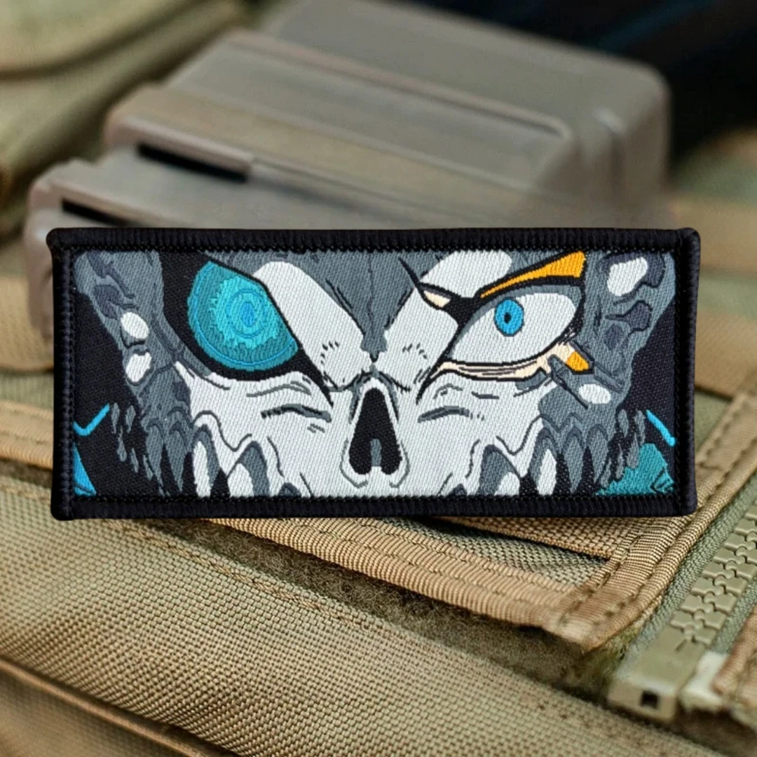 Insignia de moral de ojos de personaje, parches de Anime japonés para ropa, gancho y bucle, bordado de Reina, mochila táctica, pegatina de dibujos animados - imagen 2