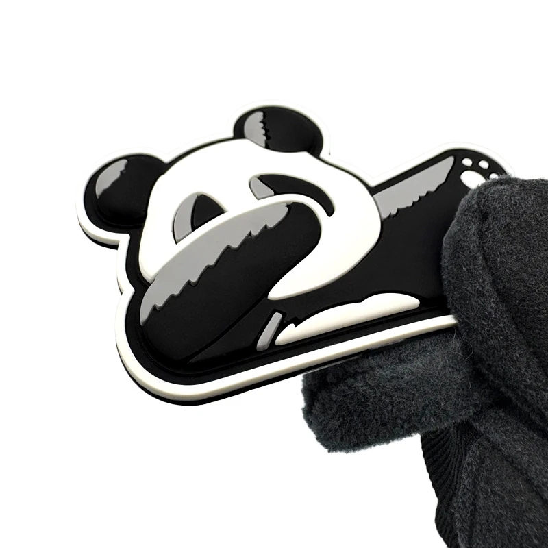 Parche de gancho y bucle de panda de dibujos animados, accesorios de PVC lindos y divertidos, parches brillantes, insignia moral al aire libre, insignias tácticas de ropa - imagen 4