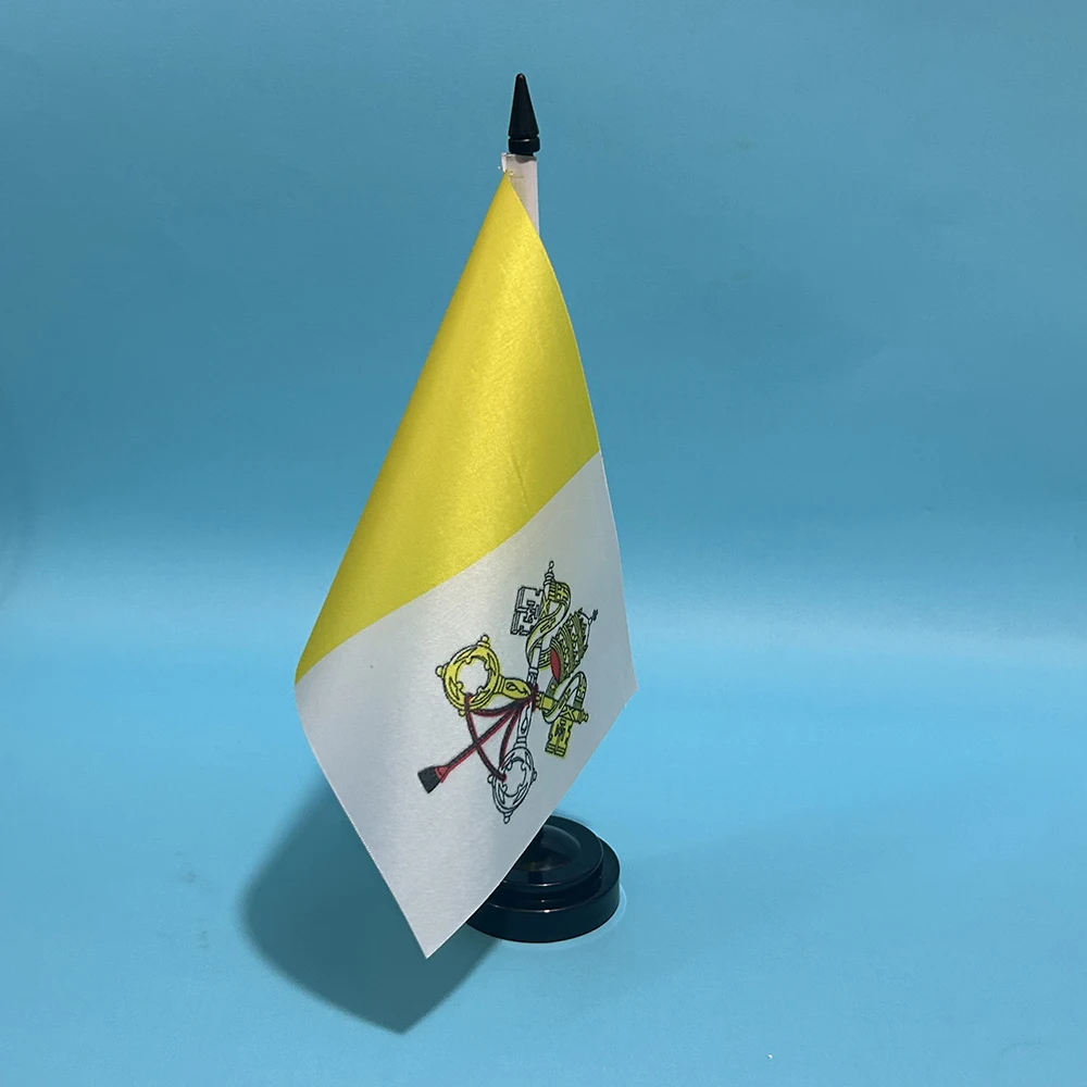 Banderín escritorio Vaticano ornamental para oficina - imagen 5