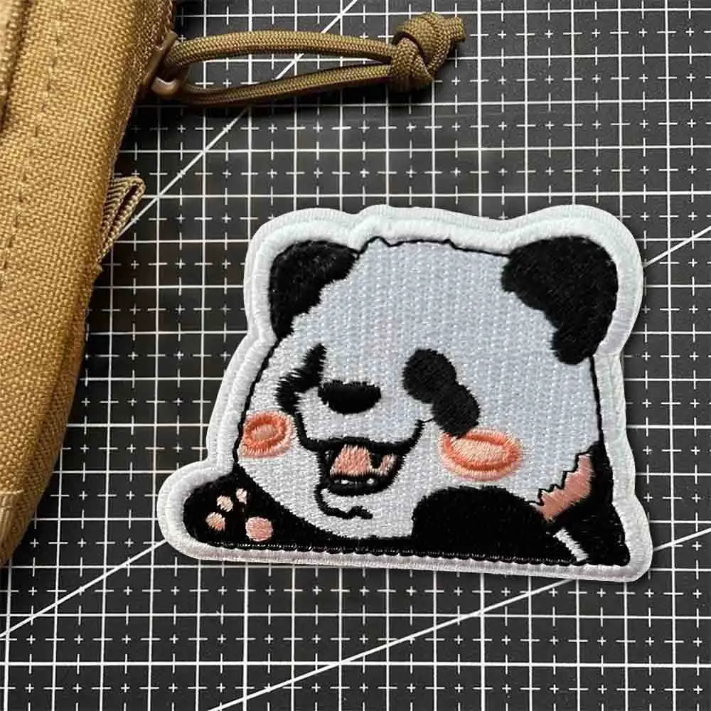 Niedlicher Panda, taktische Meme-Aufnäher, lustiger bestickter Aufnäher mit Klettverschluss, Militär-Moral-Abzeichen, Armband, Rucksack-Aufkleber - imagen 4