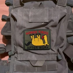 Parche bordado de caballo cansado después del trabajo, chaleco táctico, sombreros con gancho y bucle, insignia de moral, pegatinas para mochila, parches para brazalete para ropa