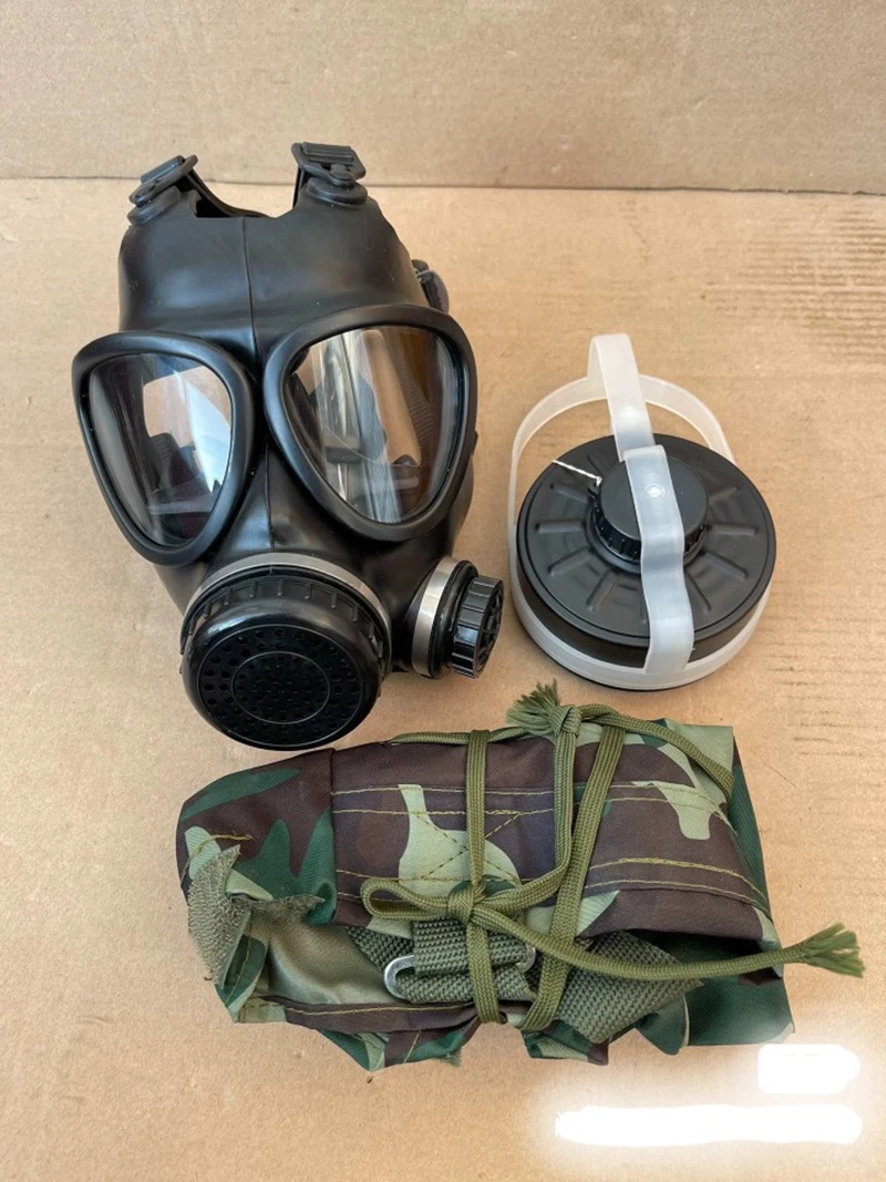 La nueva diadema con máscara protectora tipo 05 con máscara de gas FMJ05 es una versión con banda elástica