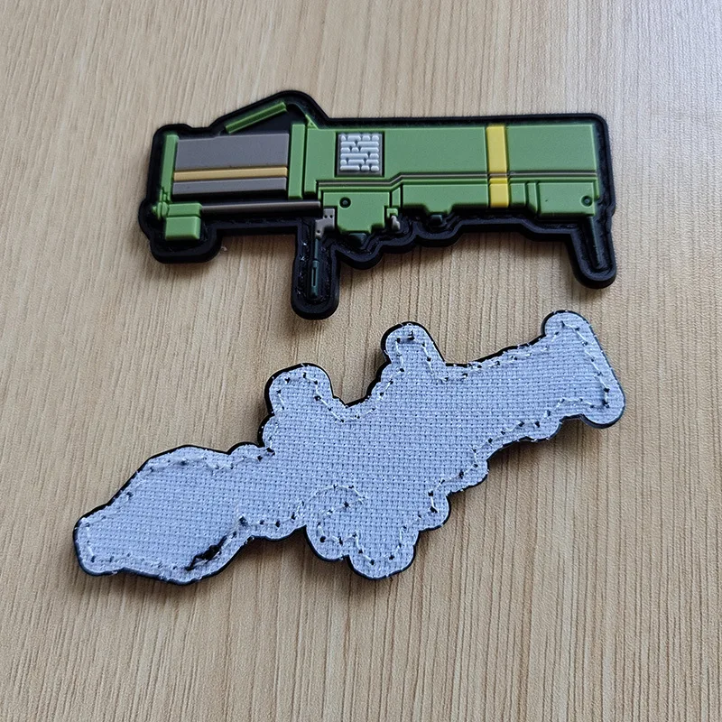 Pistola de goma de PVC 3D, Rifle, armas Bazooka X400 X100 M876, Airsoft Hook, Parche de sujeción, insignia de combate para chaquetas de mochila - imagen 2