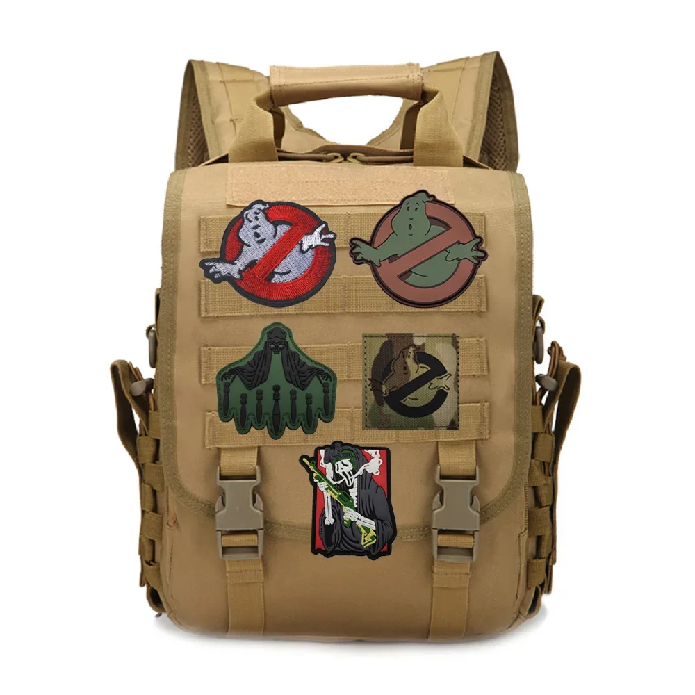 Accesorios para bolsa al aire libre, edición de Halloween, parche táctico de PVC inverso, pegamento suave 3D, juego de mesa de fiesta, tarjeta con tapa, parche para mochila - imagen 3