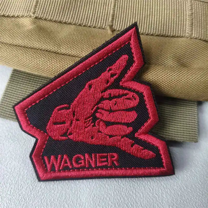 Dedos superiores que '666' parche bordado 3D chaleco táctico parches de gancho y bucle para ropa mochila insignia de moral pegatina brazalete - imagen 2