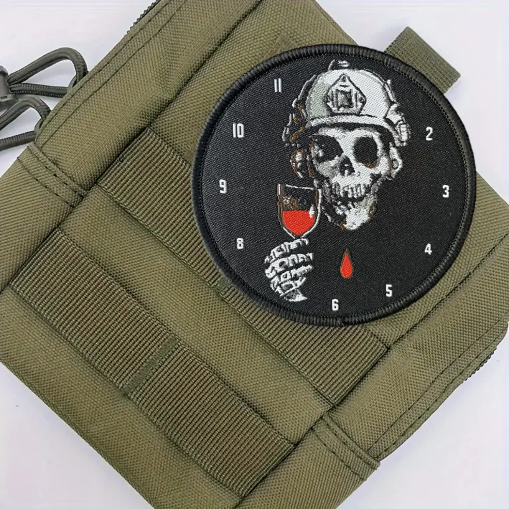 Parches de insignia de moral táctica de lagarto, brazalete militar de bombero, gancho y bucle, mochila Massengrab, accesorios para sombrero, pegatinas - imagen 3